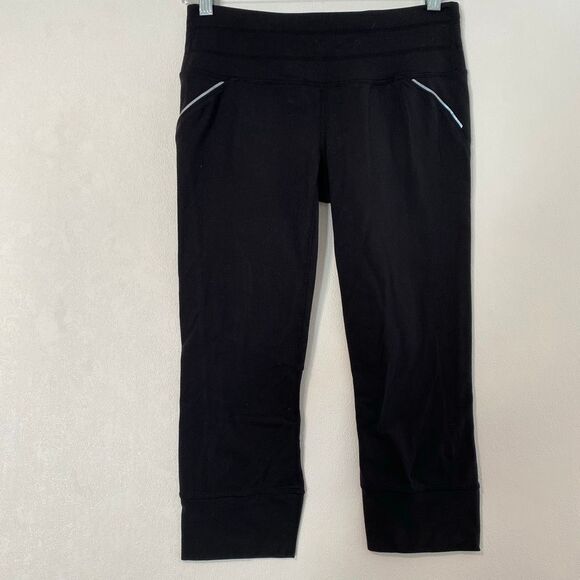 Athleta Black Capri Leggings Women’s Small | Yoga Running Activewear Pockets - Picture 1 of 8